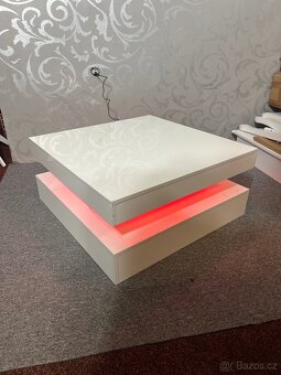 KONFERENČNÍ STOLEK - nový, ale lehce poškozen. - 3