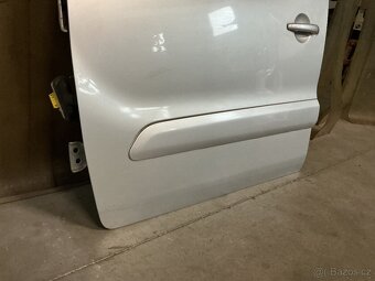 Citroen Berlingo - přední dveře. 2012 - 3