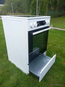 Sklokeramický sporák Gorenje Advanced GECS5C70WA - 3