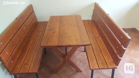 Prodám dřevěný stůl z masivu - 3
