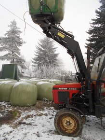AKCE -- Nový čelní nakladač TUR 3 - 3