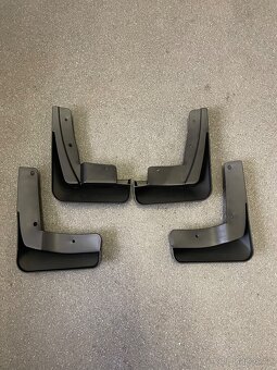 Zástěrky Volkswagen Polo MK6 - 3