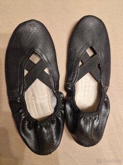 Capáčky, 19-24 cm, gymnastické cvičky 21,25 cm, gymnast.dres - 3