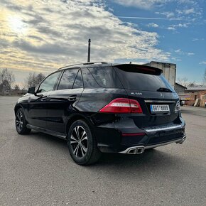 Mercedes benz ML 500 4matic W166 rv 2015 vzduch - 3