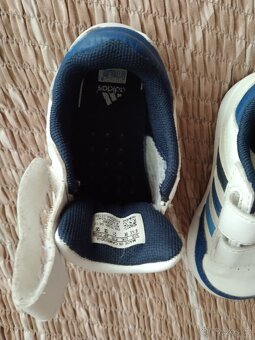 Adidas dětské tenisky velikost 21. - 3