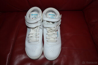 Reebok kotníkové boty na aerobik vel. 30,5 - 3