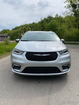 Chrysler Pacifica Limited 3.6 V6 r.v.2023 - 3