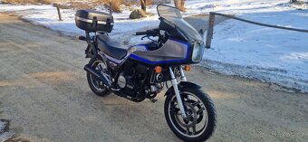 Honda vf750sports výměna - 3