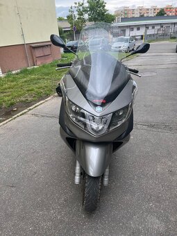 Piaggio x10 125 - 3