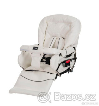 EmmalJunga Mondial De Luxe - Classic White Leatherette Pram - 3