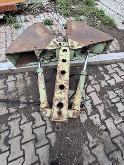 Drapak na T174/2 - 3