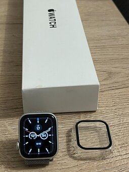 Apple Watch SE 40mm 2022 - 3