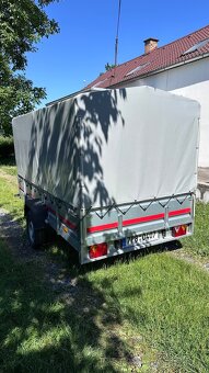 Prodám přívěsný vozík 3x1,5 m s plachtou (r. 2023), max. 750 - 3