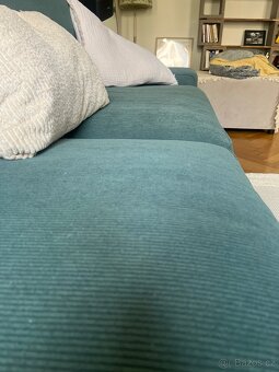 Pohovka/gauč KIVIK IKEA třímístná manšestrová - 3
