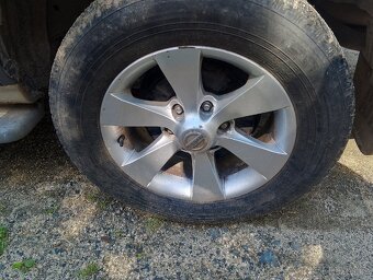 ALU kola 6x139 R17 s pneu 235/65 R17 - 3