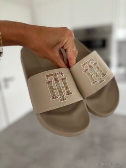 Tommy Hilfiger pantofle - 3