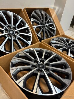 Alu Kola Ford Transit Custom R19 Nový model  Originál - 3