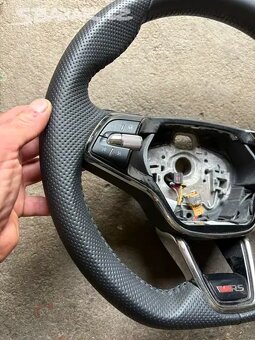 Renovovaný volant Škoda o4 RS, kodiak RS - 3