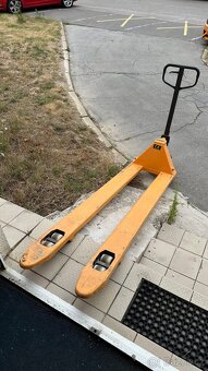 Paletový vozík s délkou vidlic 2000 mm, nosnost 2000 kg - 3