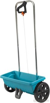 Nivelační hrábě, válec na substrát,válec,kultivátor. PŘEDBOJ - 3