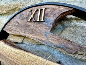 Hodiny z amerického dubu - 3