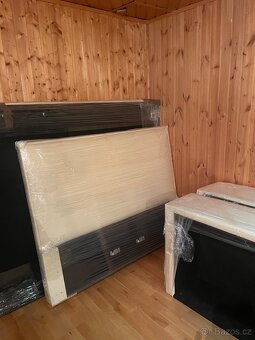 Postel 140×200 cm s úložným prostorem - 3