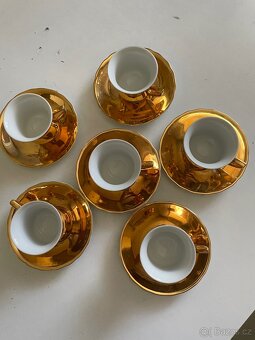Set kávové soupravy 6 hrnečků a 6 taliřků - 3