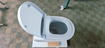 Villeroy & Boch WC, s CeramicPlus - 3