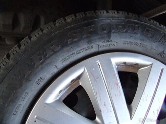 Prodám sadu zimních pneumatik 205/60 R16 Dunlop - 3