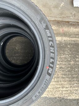 4ks Michelin Primacy 4 225/50 R18 - 3