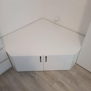Nástavec na rohovou skříň - 3