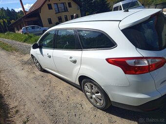 Ford Focus 1.0 benzín - 3