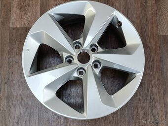 5x114,3 Nissan 7Jx17 ET40 číslo dílu 1C58HV01C s2 alu disky - 3