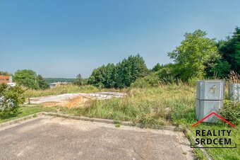 Prodej pozemků na 2x dvojdům (včetně stavebního povolení), 1 - 3