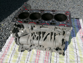 BMW 2,0D B47 blok motoru - 3
