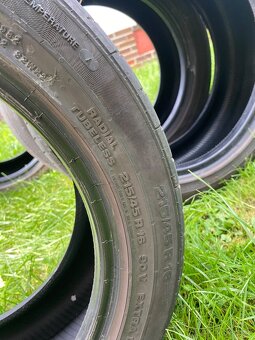Continental 215/45/r16 4 kusy Letní cena za 4 kusy 600,- - 3
