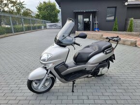 Yamaha Versity 300 - 3