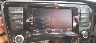 Autoradia Navi Bluetooth. - 3