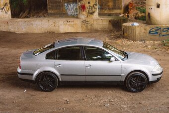 Volkswagen Passat B5.5 2.0i 85 kW | DOVOZ DE - 3