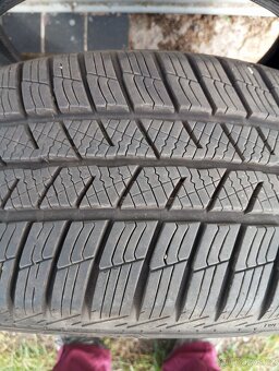 Zimní pneu 205/55/17 - 3
