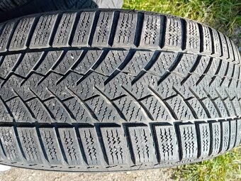 Prodám Sadu pneu 205/55/16 Zimni Semperit - 3