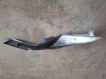 Kawasaki ZX-10R, 2008-10, Zadní pravý podsedlový plast - 3