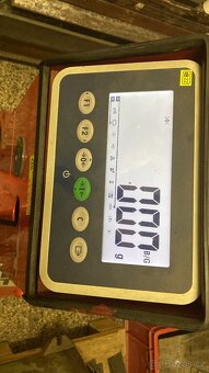 Paletový vozík Belet s váhou do 2000kg - paletové vozíky - 3