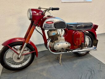 Jawa 250 - 3