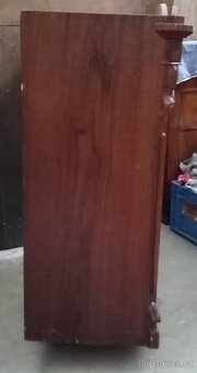 Skříňka prosklená - 3