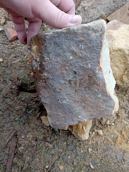 Vápenec - za odvoz - 3