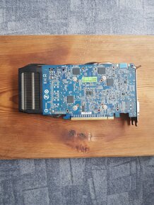 Gigabyte GTX 660 Ultra Durable 2GB GDDR5 Windforce - 3