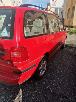 SHARAN 1,9 TDi  85kW na dojetí, opravu nebo díly - 3