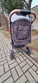 Sportovní kočárek Petite&Mars Move II Air light grey - 3