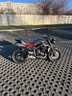 Triumph street triple 765 RS 2022 - 3
